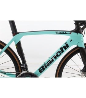 Bianchi Oltre XR3 Carbonio Di2 11V